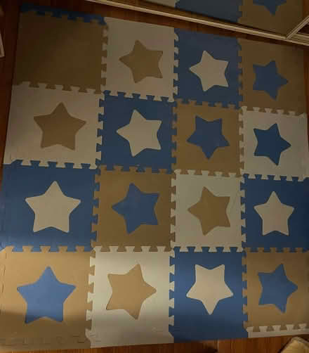 Photo of free Interlocking foam play mat (Petworth) #1