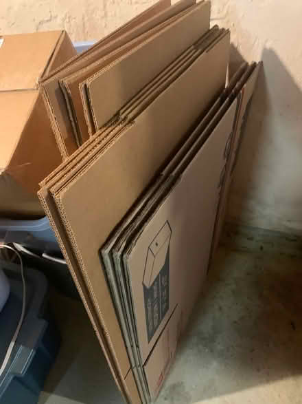 Photo of free Moving Boxes (Bloomsbury) #4