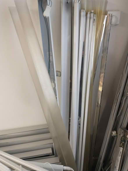 Photo of free fluorescent office lights (se1 3rs) #2