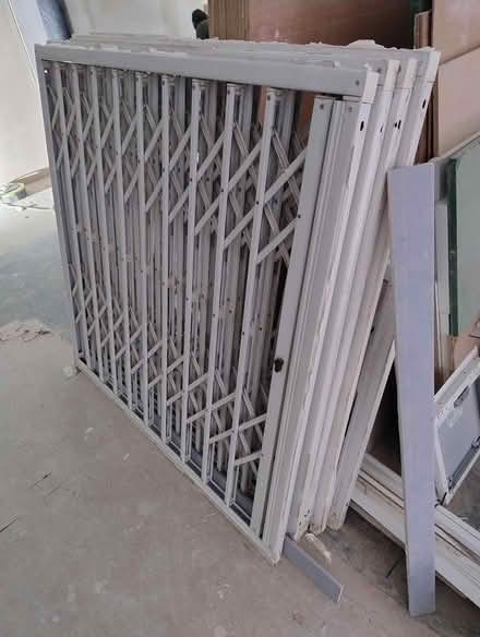 Photo of free steel shutters for windows (se1 3rs) #2