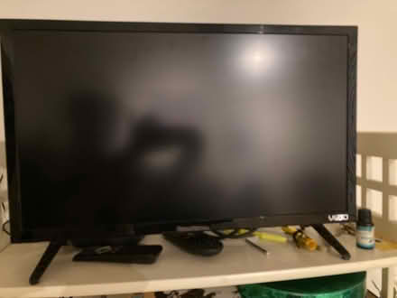 Photo of free 22 by 13-inch screen Vizio Smart TV (Gunbarrel Boulder) #1