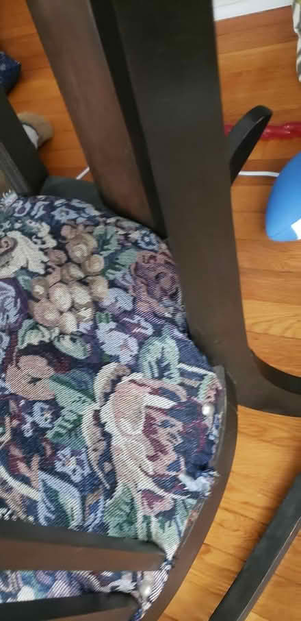 Photo of free Rocking chair (NE Yonkers) #2