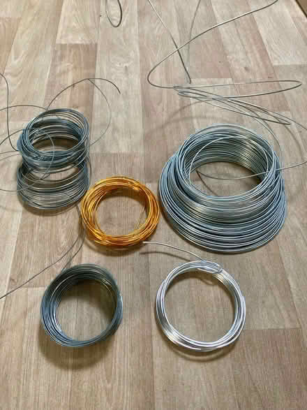Photo of free Various sculpture wires and mesh (Combe Down) #1