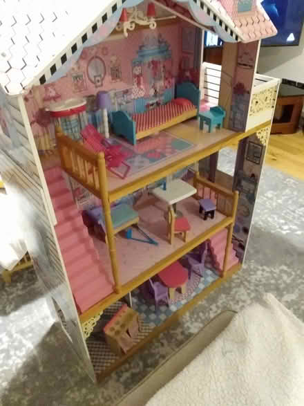 Photo of free Kidcraft Barbie dolls house (Darley Abbey DE22) #2