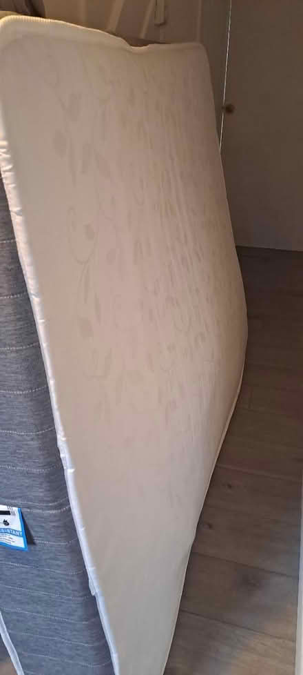 Photo of free clean double mattress (E16 canning town) #1