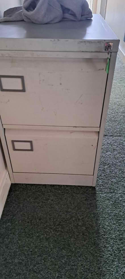Photo of free Metal lockable filing cabinet (Horsham RH12) #1