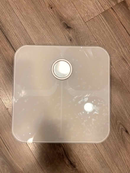 Photo of free Fitbit scale (60015) #1