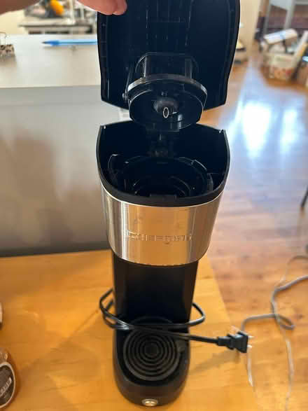 Photo of free Single pod coffee brewing machine (Greenpoint, Brooklyn) #2