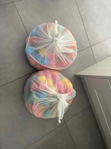 Photo of free Coloured balls soft play (Barnet EN5) #3