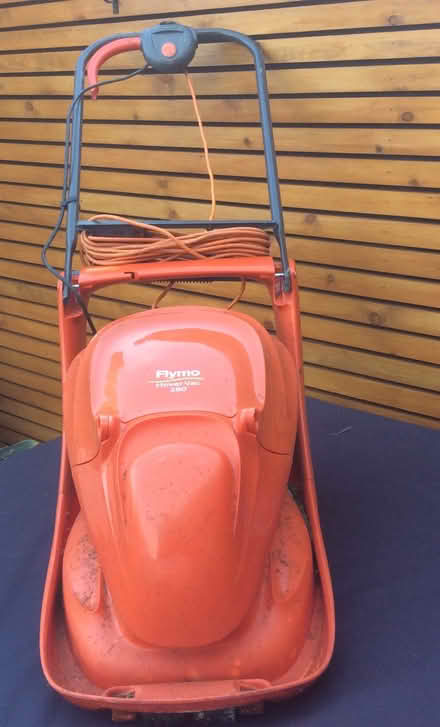 Photo of free Flymow (Stratford-upon-Avon) #1