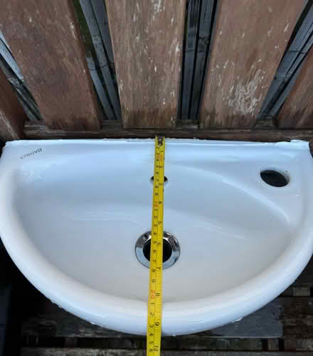 Photo of free Small cloakroom sink (Heybridge CM9) #1
