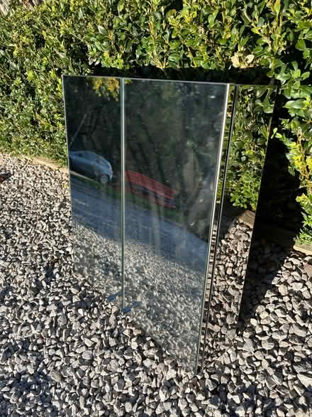 Photo of free Mirror fronted bathroom wall cabinet (Cutteslowe OX2) #1