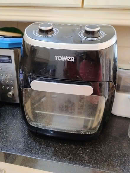 Photo of free Tower airfyer mini oven (Welling DA16) #1