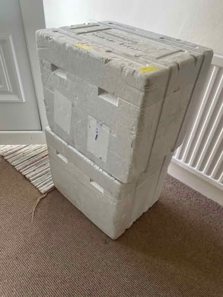 Photo of free Sturdy polystyrene box (Mitcham CR4) #1