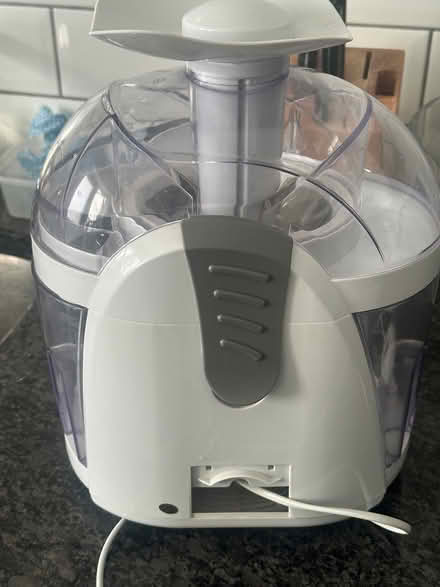 Photo of free Juicer (Morden SM4) #4