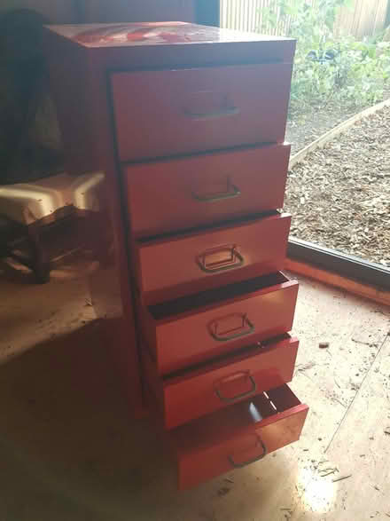 Photo of free Small red cabinet (Bedford MK41) #3
