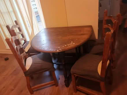 Photo of free Extendable table and 4 chairs (Beckenham) #1