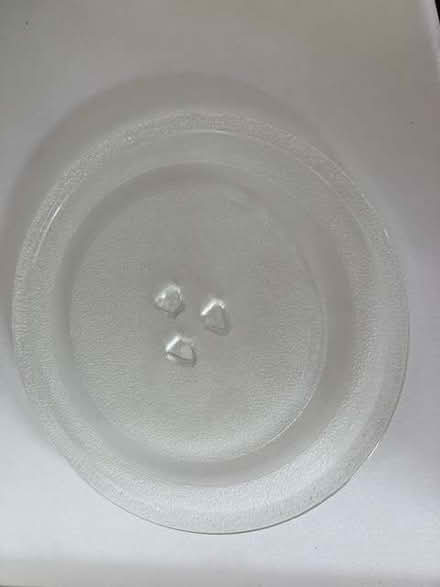 Photo of free Microwave plate (Lower Weston) #1