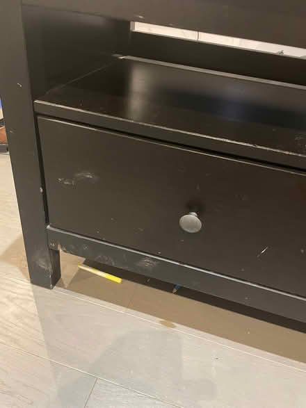 Photo of free TV stand with drawers (Notting Hill Gate W11) #4