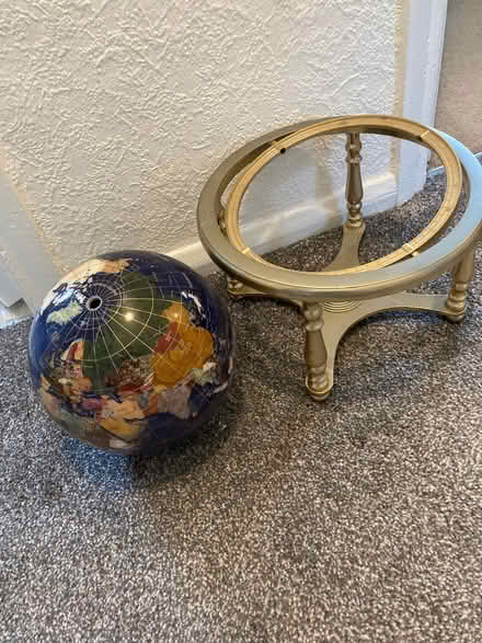 Photo of free World globe (Fields End HP1) #1