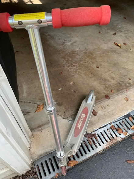 Photo of free Toy: Kids razor (Vienna) #1