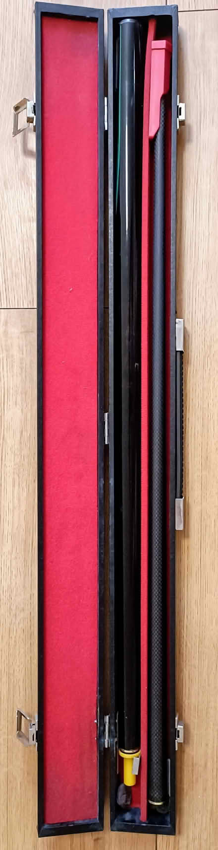 Photo of free Snooker Cue (Fiberglass) & Case (Glasgow (South)) #2