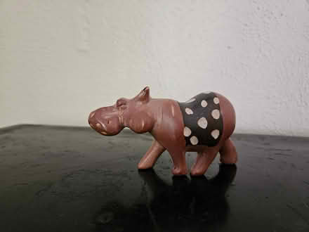 Photo of free hippo statue (North Denton (288 & 2164)) #2
