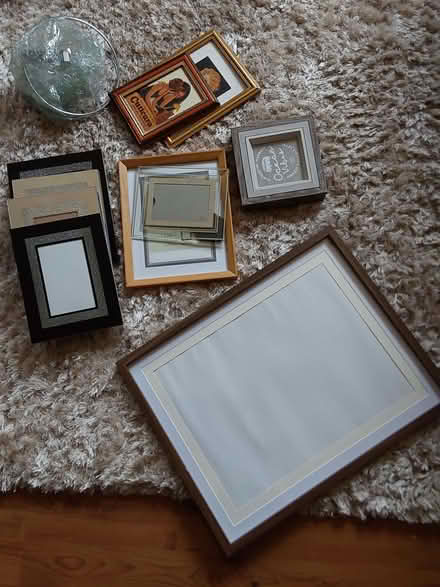 Photo of free Picture frames and candle holder (Wybourn S2) #1
