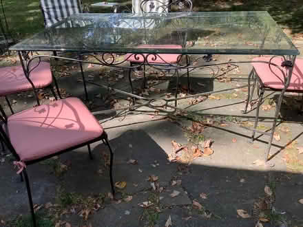 Photo of free Outdoor table and chairs (Mohegan Lake) #1