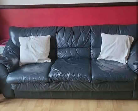Photo of free Leather sofa (Gillingham ME7) #1