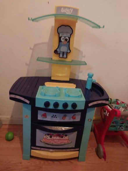 Photo of free Kid kitchen (NW10) #2