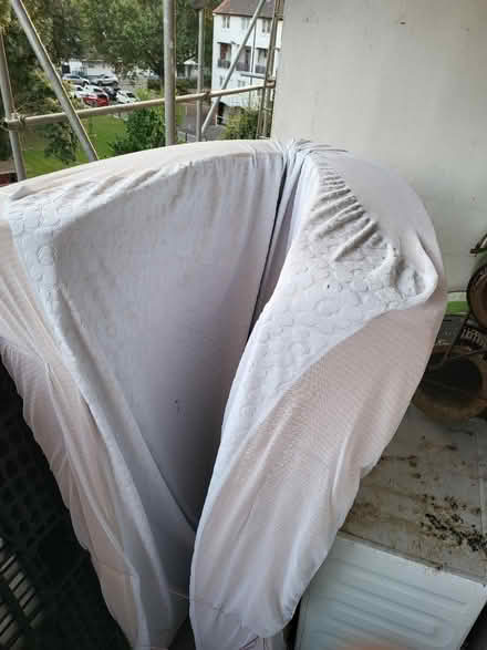 Photo of free Washing machine Kingsize mattress (SE1) #2