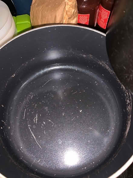 Photo of free 2 Pans,drainer,baking&silicon trays (SE4) #2