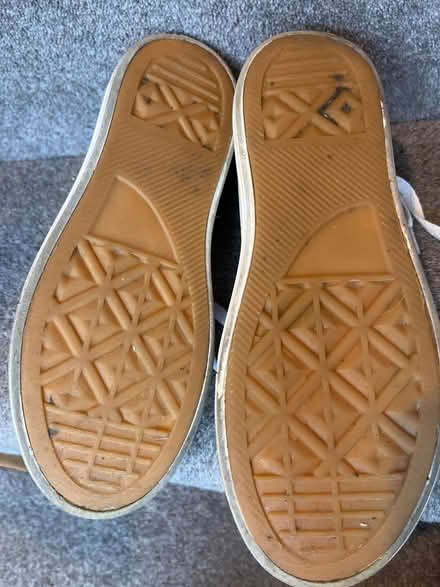Photo of free Converse size 4.5 (LS19 rawdon.) #2