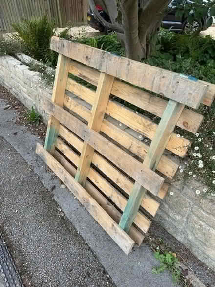 Photo of free Wooden Pallet (Cutteslowe OX2) #1