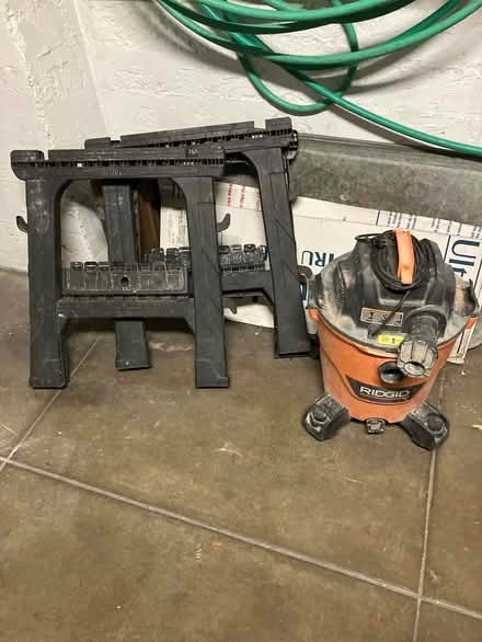 Photo of free Large Wet dry vacuum Saw horses (Nob Hill, SF) #1