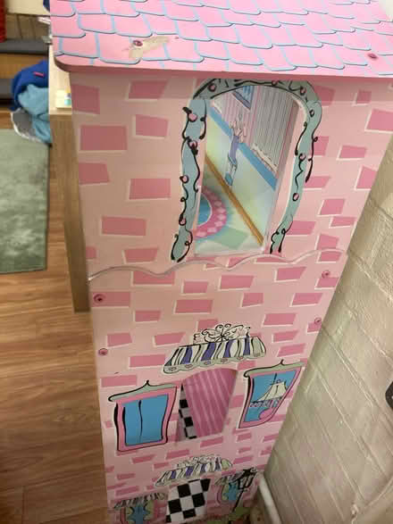 Photo of free 125cm tall dolls house (CH60) #2