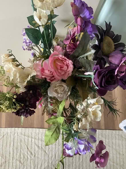 Photo of free Ceramic vase + plastic flowers (EH6) #3