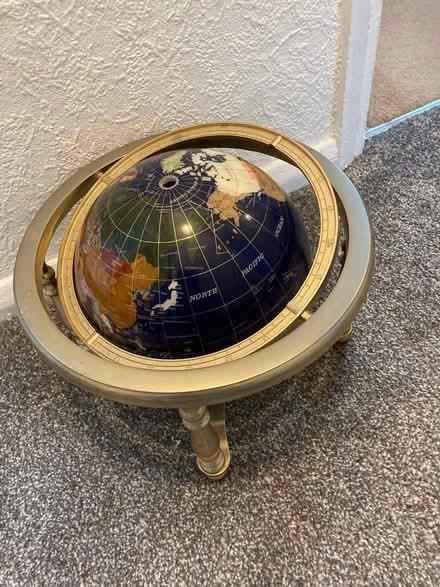 Photo of free World globe (Fields End HP1) #2