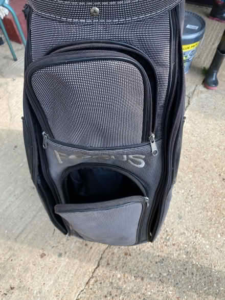 Photo of free Old golf bag (Hollybush Welwyn Garden City) #2