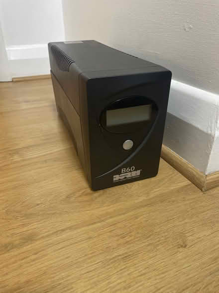 Photo of free UPS - not working (East Croydon) #1
