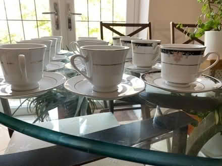 Photo of free China cups and saucers. Birkdale. (Southport PR8) #2