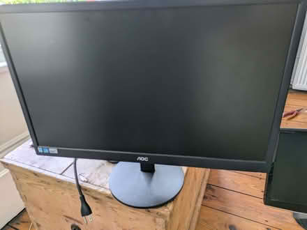 Photo of free AOC monitor (Colney Hatch N10) #1