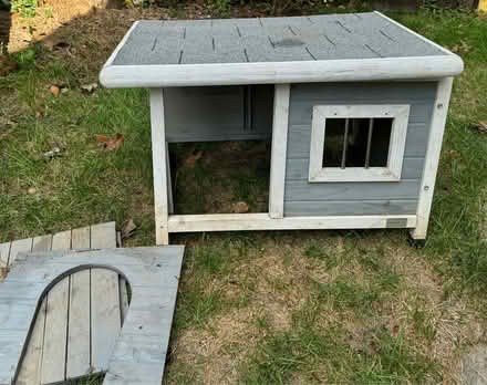Photo of free Dog House (must be reassembled) (N Sycamore St & 11th St) #2