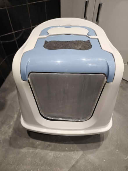 Photo of free Large Cat Litter Tray (North Dunstable) #1
