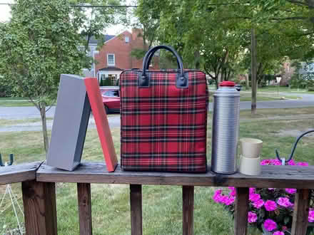 Photo of free Thermos brand thermos and bag (Beverly Hills/Hillcrest/48025) #1