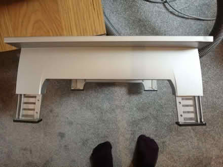 Photo of free Desk stand for computer monitor (Gorgie EH11) #3