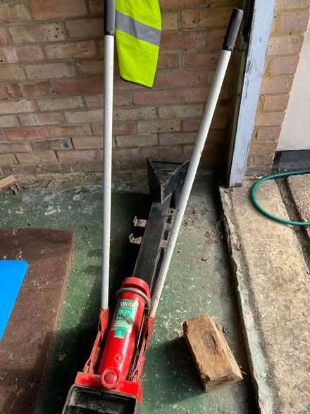 Photo of free Log splitter (Ashford, TN24) #1