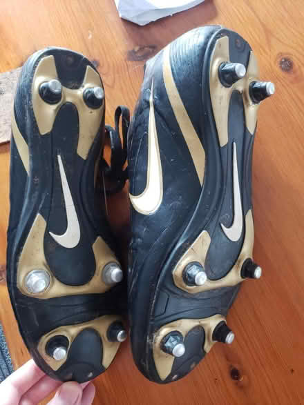 Photo of free Nike football boots size 10.5 (Lewisham SE13) #3