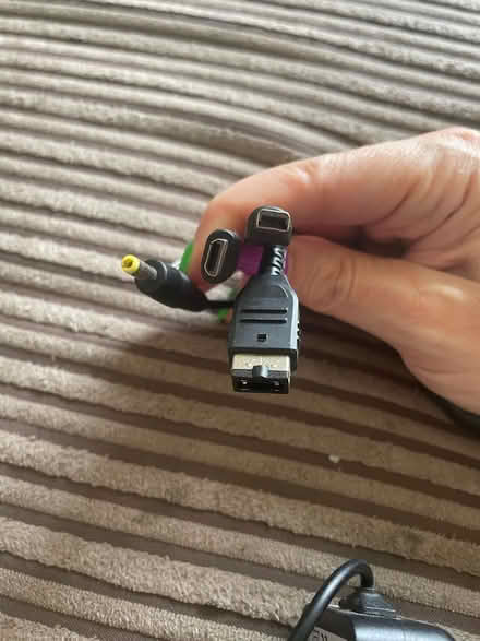 Photo of free Old charger lead (Guildford GU1) #2